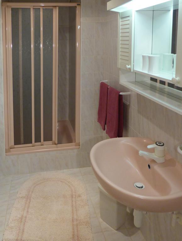 Haus Lechthaler Daire Aflenz Kurort Oda fotoğraf